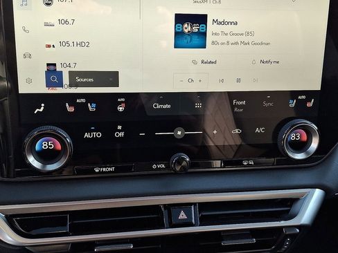 Used 2023 Lexus RX 350 Premium image 17