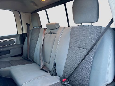 Used 2019 RAM 1500 Big Horn image 22