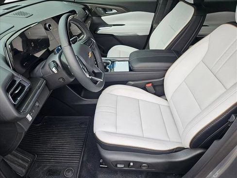 New 2026 Chevrolet Traverse High Country image 4