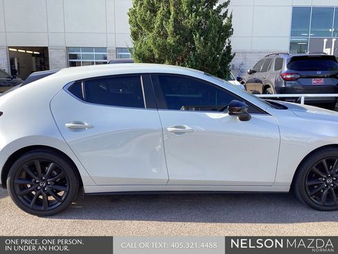 Used 2024 MAZDA MAZDA3 s image 5