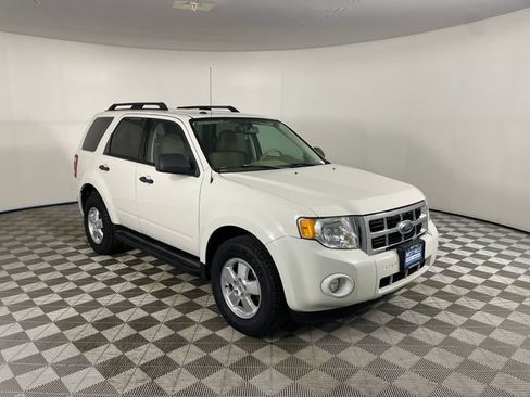 Used 2009 Ford Escape XLT FWD image 23