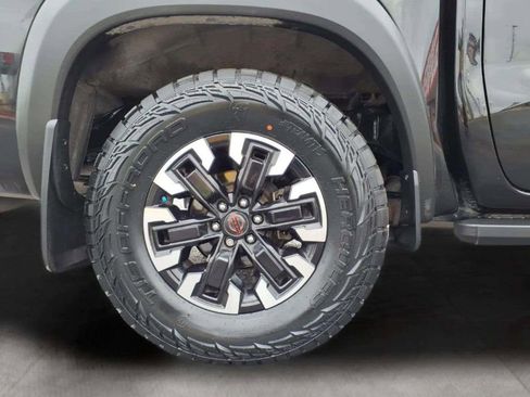 Used 2023 Nissan Frontier Pro-X w/ Pro Convenience Package RWD image 19