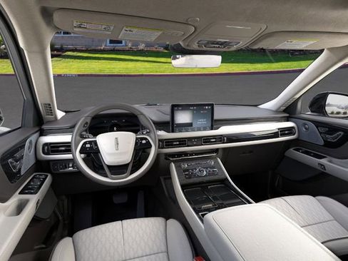 New 2024 Lincoln Aviator Black Label w/ Jet Package image 9