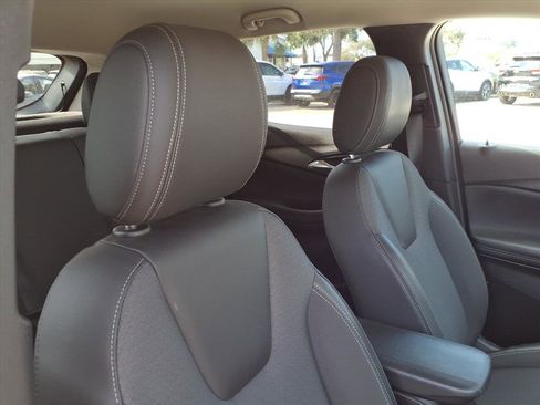 Used 2022 Buick Encore GX Preferred w/ Cold Weather Comfort Package image 21