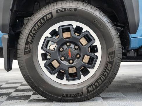 Certified 2025 Toyota 4Runner TRD Off-Road Premium w/ Tow Technology Package AWD/4WD image 24