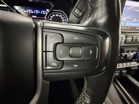 Used 2021 GMC Sierra 3500 Denali w/ Denali Ultimate Package image 18