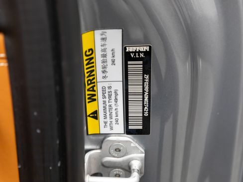 Certified 2022 Ferrari Portofino M image 19