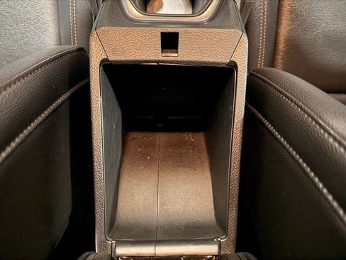 Used 2024 Jeep Compass Latitude image 26