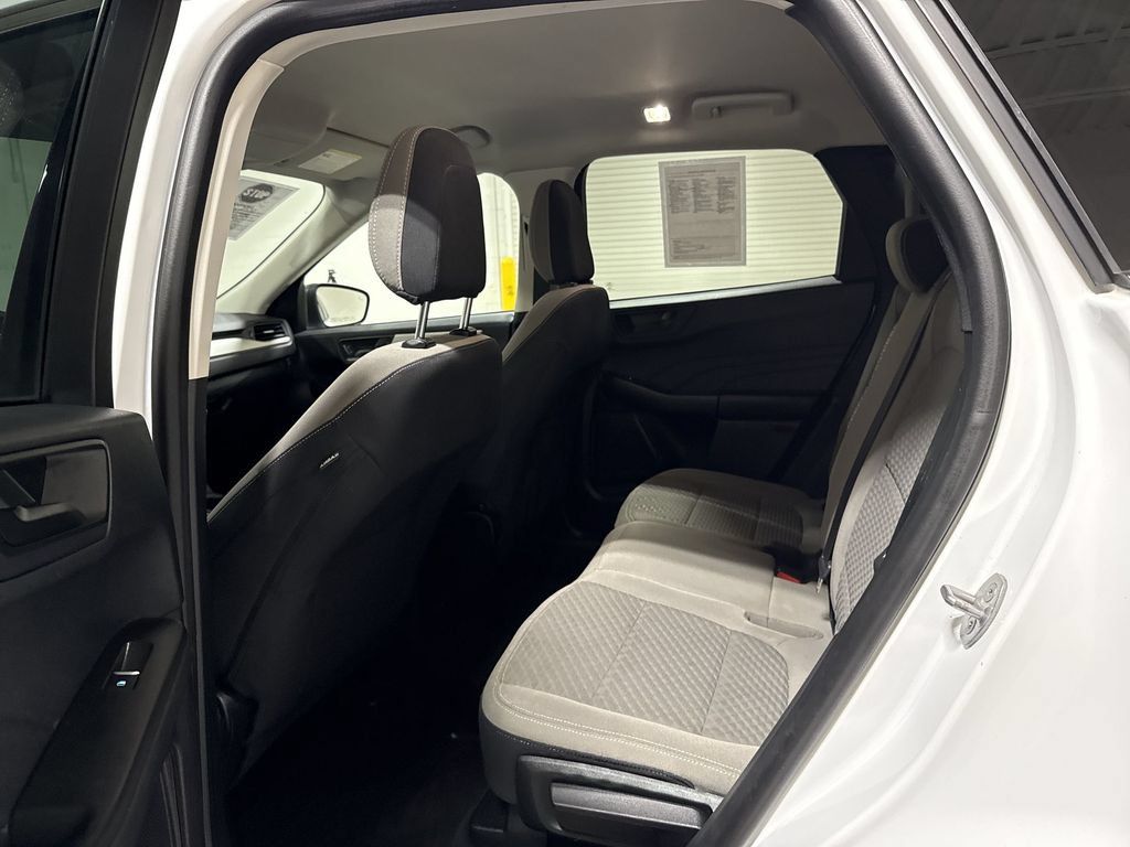 Used 2022 Ford Escape SE AWD/4WD image 22