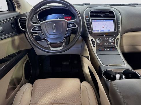 Used 2020 Lincoln Nautilus Reserve w/ Equipment Group 201A image 23