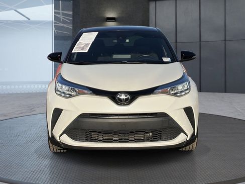 Used 2020 Toyota C-HR XLE FWD image 9