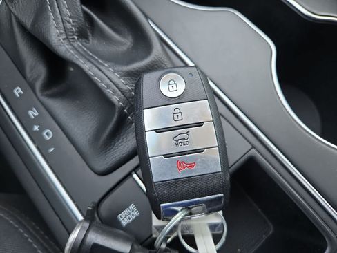 Used 2020 Kia Sorento S FWD image 31