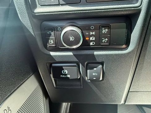 Used 2023 Ford F150 Platinum w/ Equipment Group 701A High AWD/4WD image 16