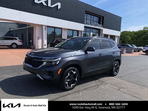 Used 2024 Kia Seltos EX AWD/4WD image 1