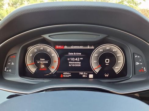 Used 2025 Audi Q8 Premium Plus w/ Premium Plus Package AWD/4WD image 15