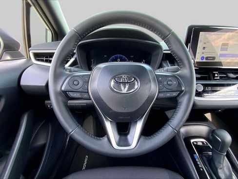 Used 2026 Toyota Corolla SE FWD image 6