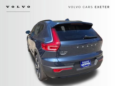 New 2026 Volvo XC40 B5 Plus w/ Climate Package AWD/4WD image 5