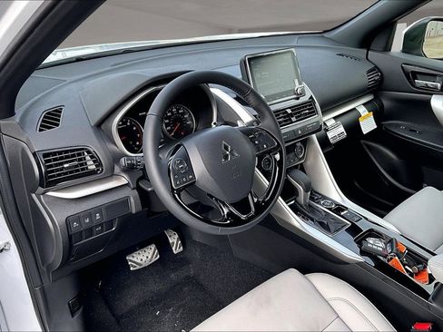 New 2026 Mitsubishi Eclipse Cross SEL image 8