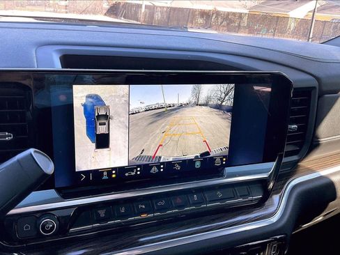 Used 2025 Chevrolet Silverado 2500 LT w/ Trail Boss Package image 25