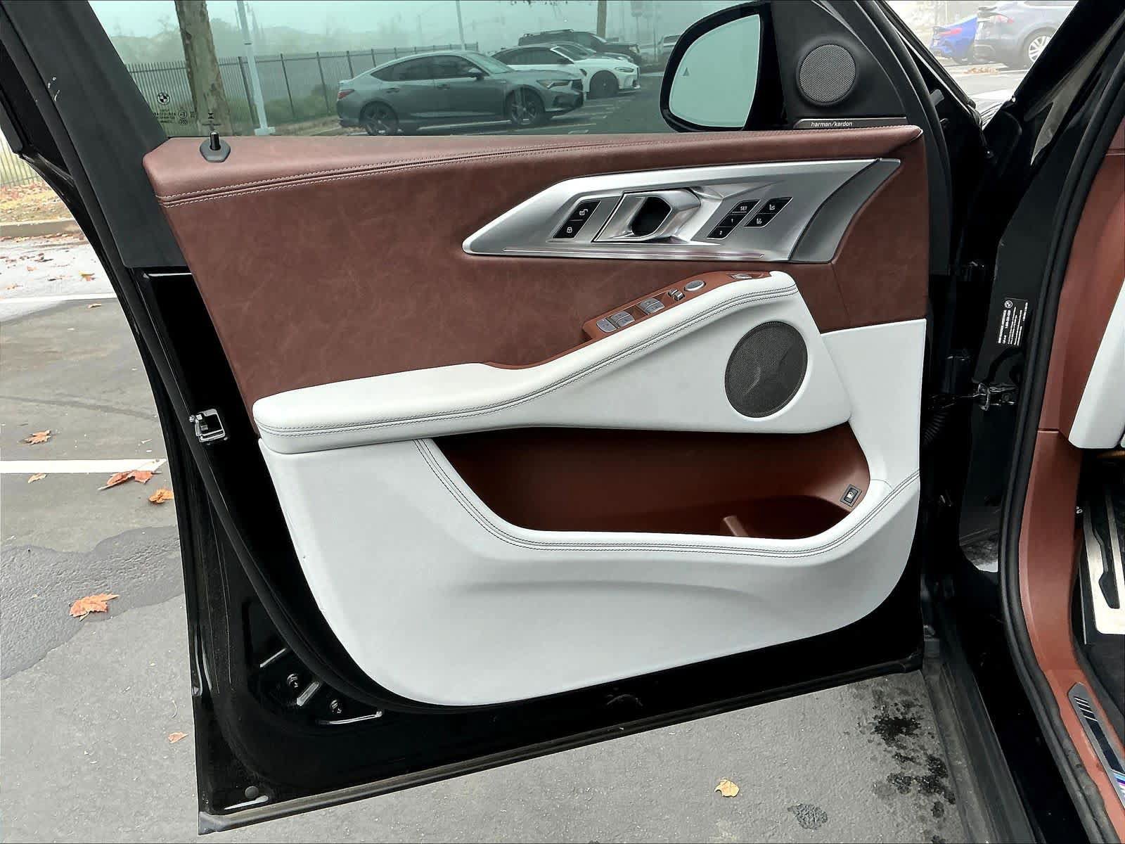 Used 2025 BMW XM AWD/4WD image 24