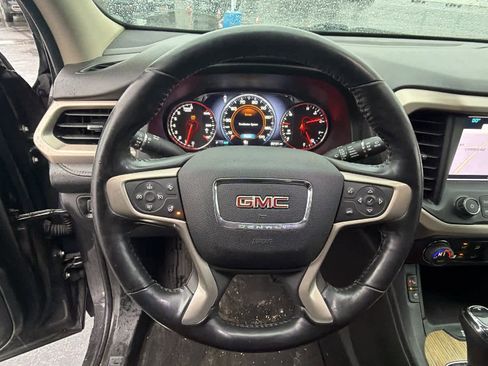 Used 2018 GMC Acadia Denali w/ Technology Package image 15