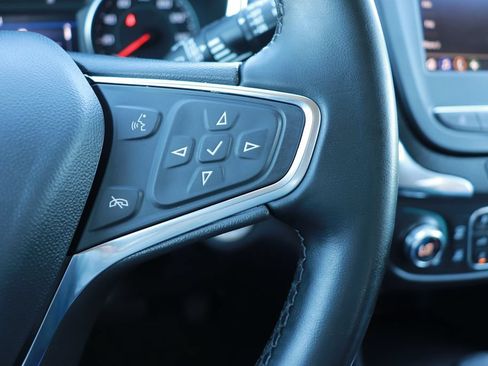 Used 2024 Chevrolet Equinox LT FWD image 21