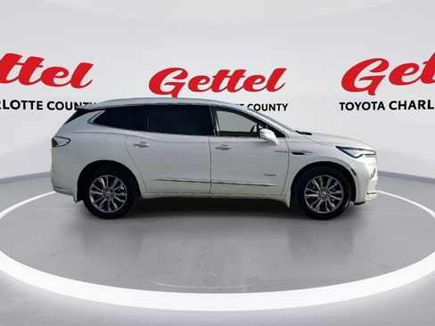 Used 2023 Buick Enclave Avenir w/ Avenir Technology Package image 9