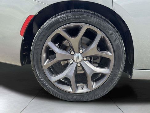 Used 2019 Dodge Charger SXT w/ Plus Group RWD image 57