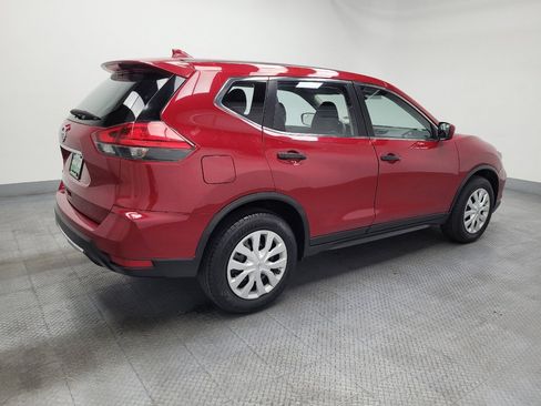Used 2017 Nissan Rogue S FWD image 10