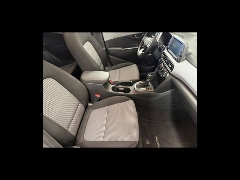 Used 2021 Hyundai Kona SEL Plus AWD/4WD image 18