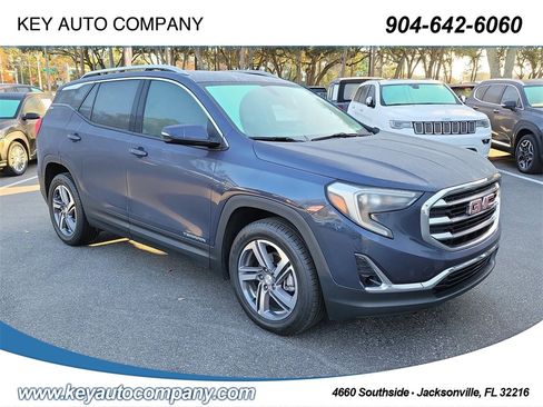 Used 2018 GMC Terrain SLT w/ LPO, Cargo Package image 1