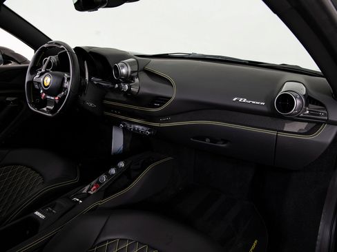 Certified 2022 Ferrari F8 Tributo RWD image 16