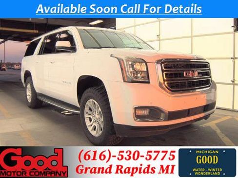 Used 2019 GMC Yukon XL SLT image 1