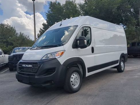 Used 2023 RAM ProMaster 2500 FWD image 9