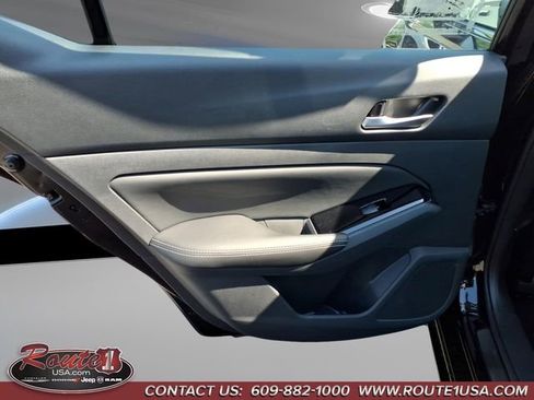 Used 2025 Nissan Altima 2.5 SL FWD image 20