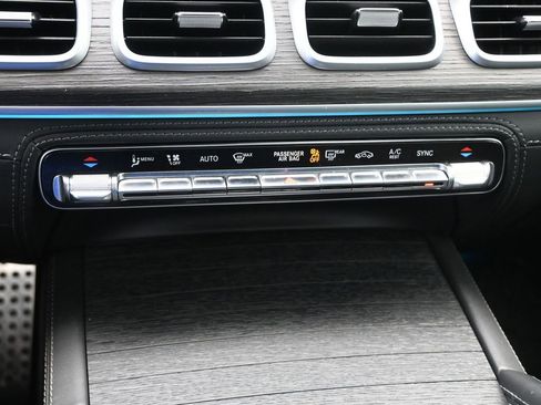 Used 2022 Mercedes-Benz GLE 63 AMG S image 16