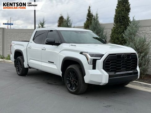 Used 2025 Toyota Tundra Limited w/ TRD Off-Road Package AWD/4WD image 13