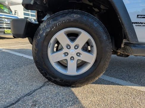 Used 2015 Jeep Wrangler Unlimited Sport w/ Quick Order Package 23S image 33