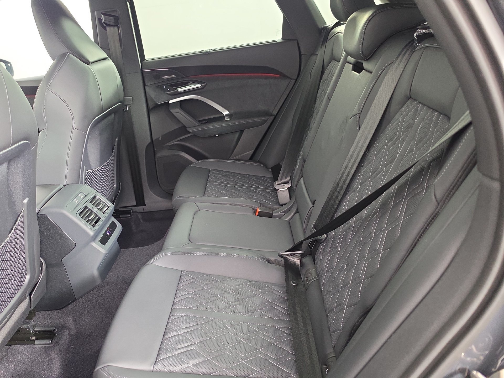 New 2026 Audi SQ5 Premium Plus AWD/4WD image 36