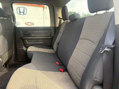 Used 2012 RAM 1500 Express w/ ST Popular Equipment Group AWD/4WD image 8
