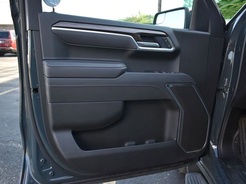 Used 2025 Chevrolet Silverado 1500 LT w/ Protection Package image 12