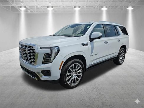 New 2026 GMC Yukon Denali w/ Denali Reserve Package AWD/4WD image 7