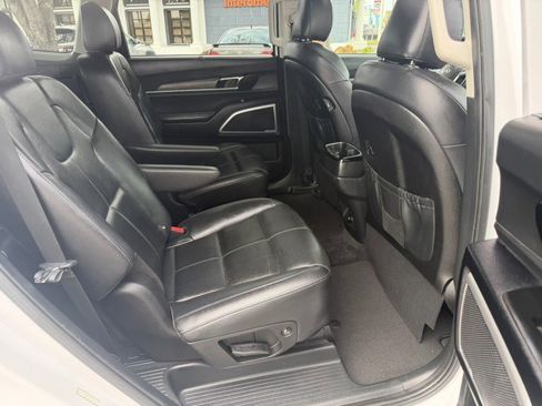 Used 2021 Kia Telluride EX w/ EX Premium Package FWD image 19