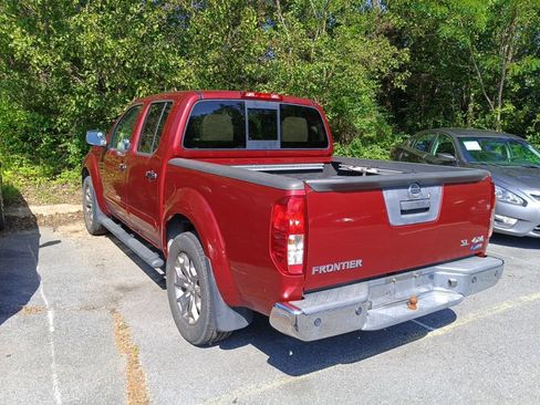 Used 2019 Nissan Frontier SL AWD/4WD image 3