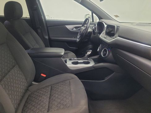 Used 2020 Chevrolet Blazer LT image 21