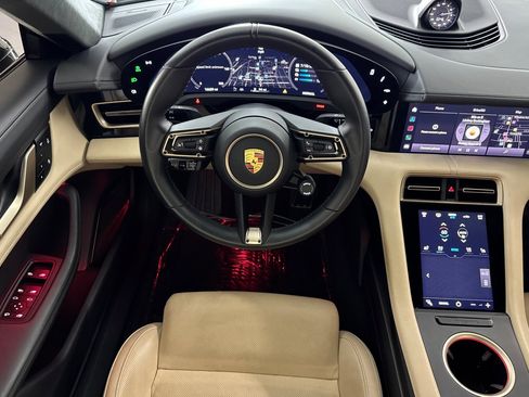 Used 2022 Porsche Taycan Turbo S AWD/4WD image 29
