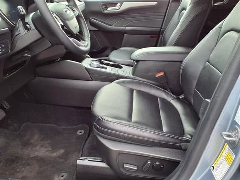 Used 2022 Ford Escape SEL w/ Technology Package image 17