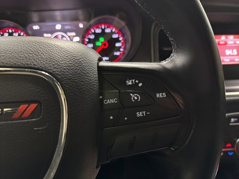 Used 2015 Dodge Charger SE w/ Popular Equipment Group image 11