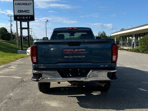 Used 2024 GMC Sierra 2500 SLE w/ SLE Convenience Package AWD/4WD image 4