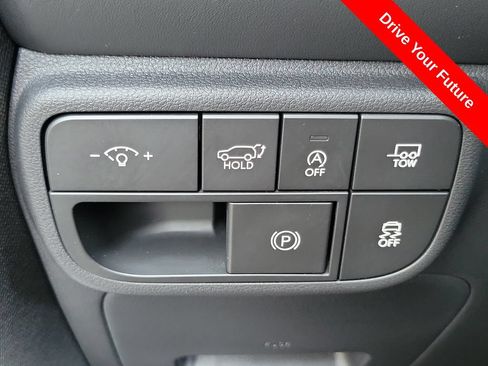 Used 2026 Hyundai Palisade Calligraphy FWD image 17